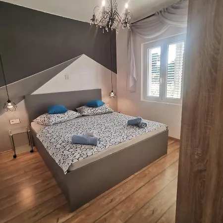 Apartment Rezek Supetarska Draga