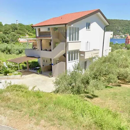 Rezek Apartment Supetarska Draga