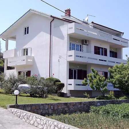 Rezek * Supetarska Draga