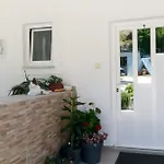 Rezek Apartamento Supetarska Draga