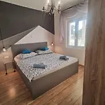 Apartment Rezek Supetarska Draga