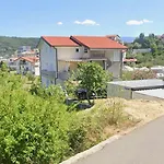 Rezek Apartment