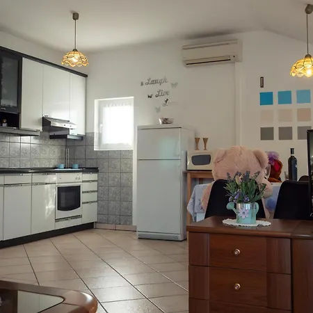 Rezek Apartamento Supetarska Draga