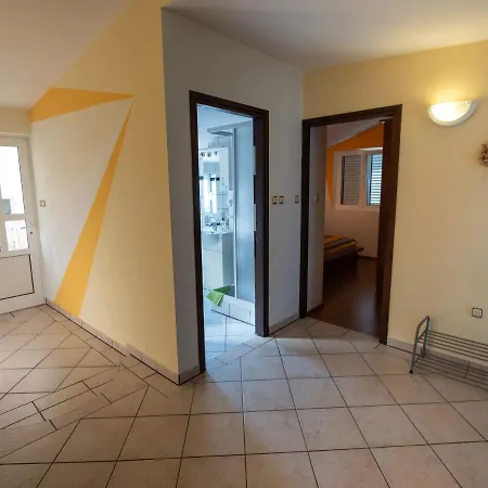 Appartement Rezek Supetarska Draga