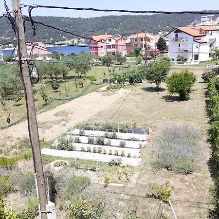 Rezek * Supetarska Draga