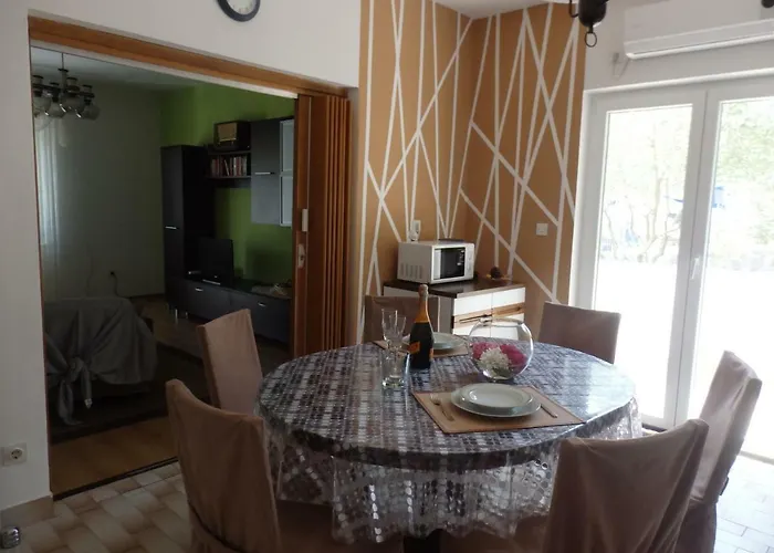 Rezek Apartman *